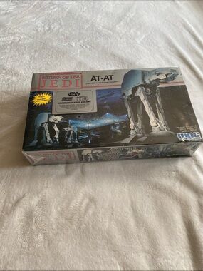 Star Wars Return of the Jedi AT-AT Model Kit - NIB